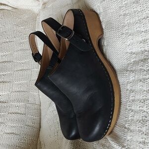 Dansko Sling Back Clogs Black Leather 36 Great Condition